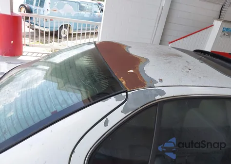 1998 Chevrolet Lumina Ltz из США, поврежденный, VIN 2G1WN52K0W9103305